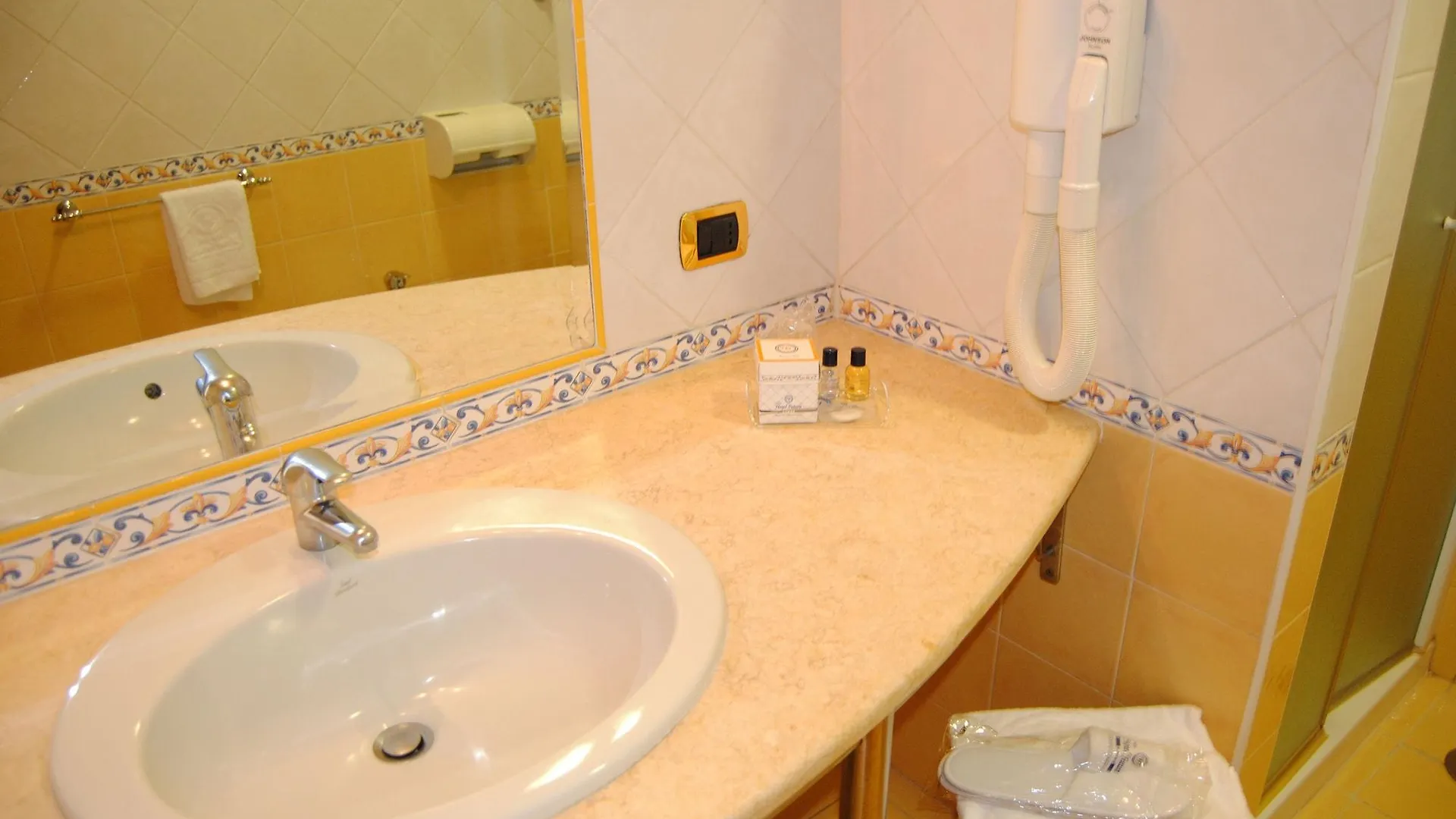 Hotel Futura Centro Congressi Naples Italy