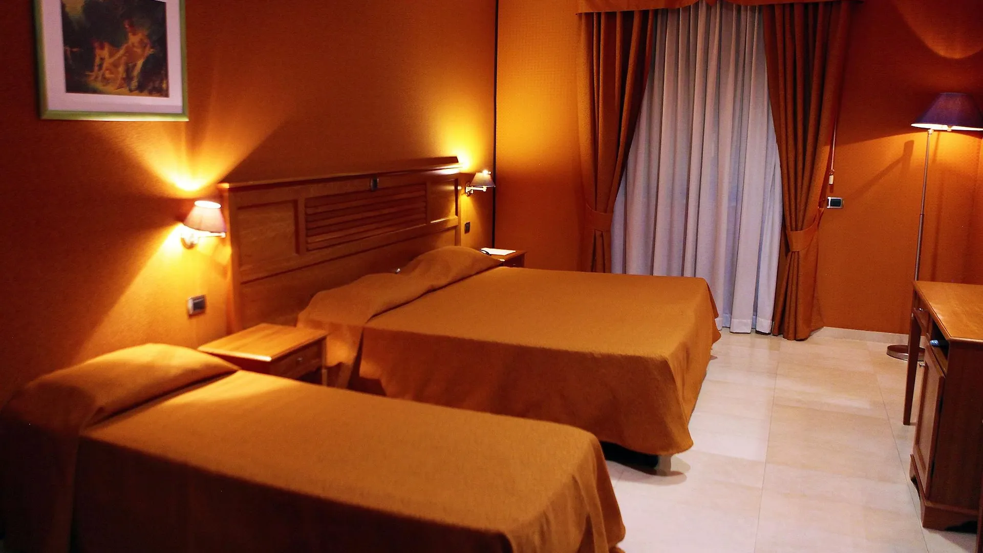 Hotel Futura Centro Congressi Naples