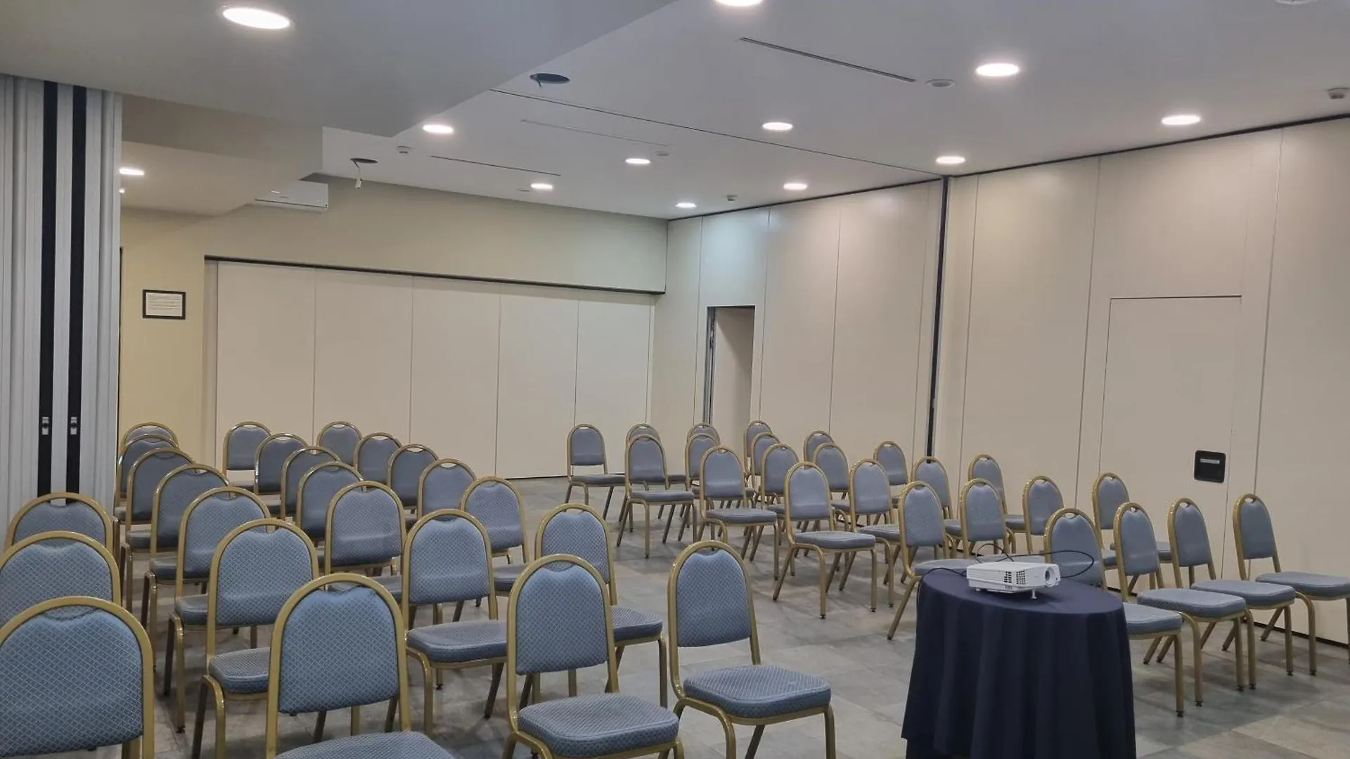 Hotel Futura Centro Congressi Naples