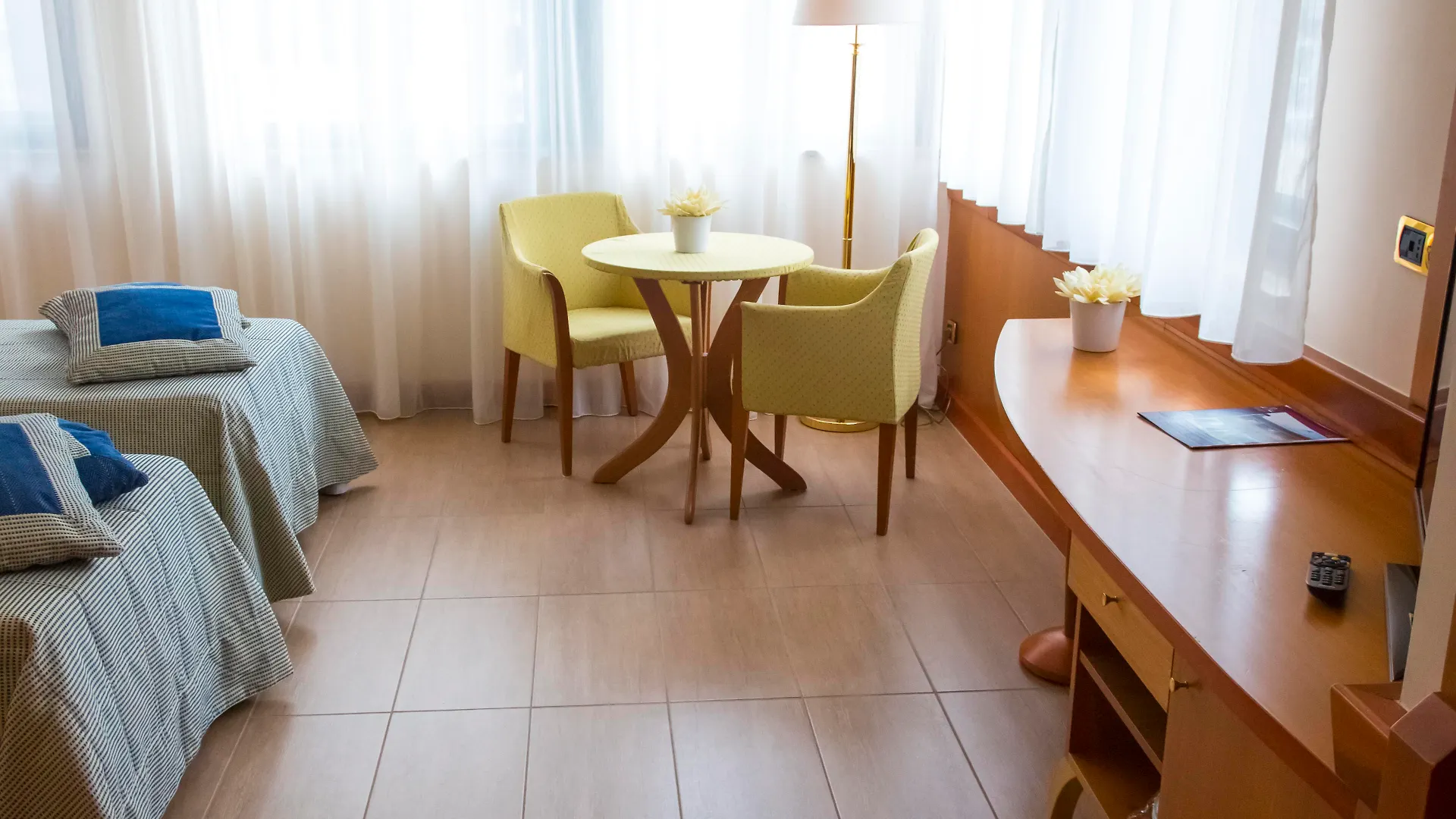 Hotel Futura Centro Congressi Naples